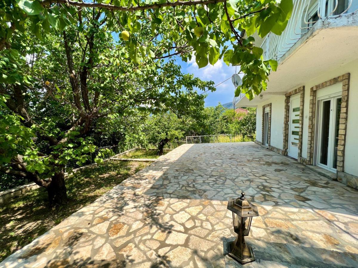 Guest House Ivano Mostar Buitenkant foto