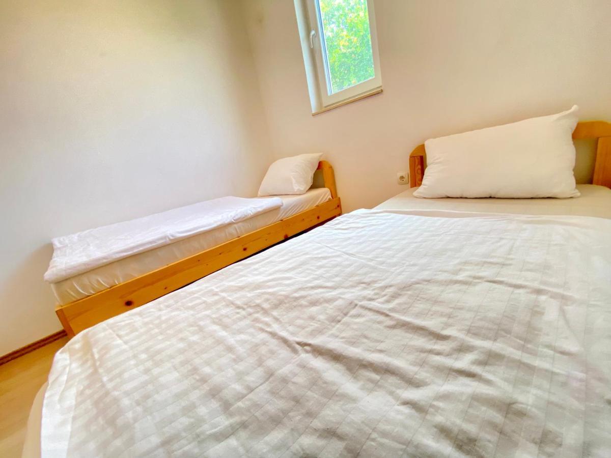 Guest House Ivano Mostar Buitenkant foto